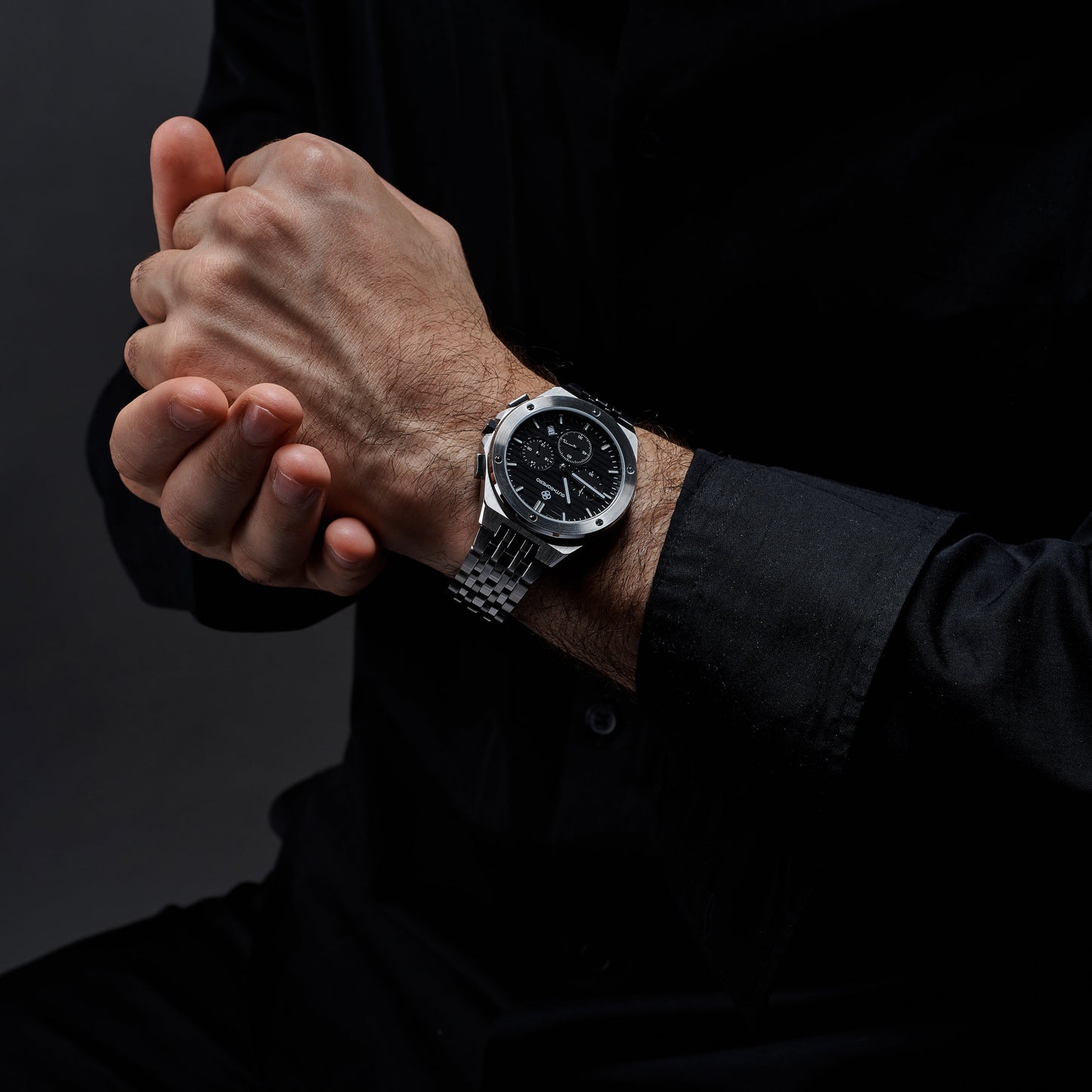 SILVER JETLINER - BLACK DIAL - Guti Romero
